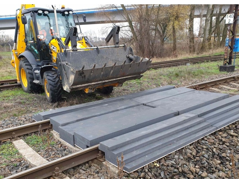 Kolejowe przejazdy tymczasowe